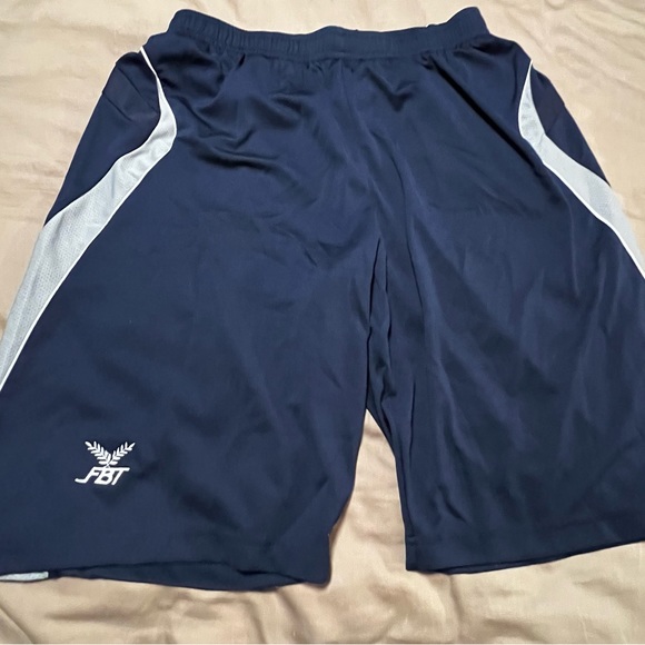 **NWOT** FBT Matching Tank & Shirts & Separate Tee included - Picture 3 of 12